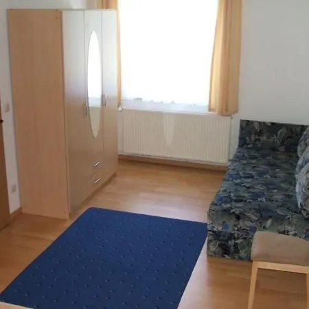 Daire In Redewisch Mit Sitzecke Im Gruenen , Grillmoeglichkeit Vorhanden *